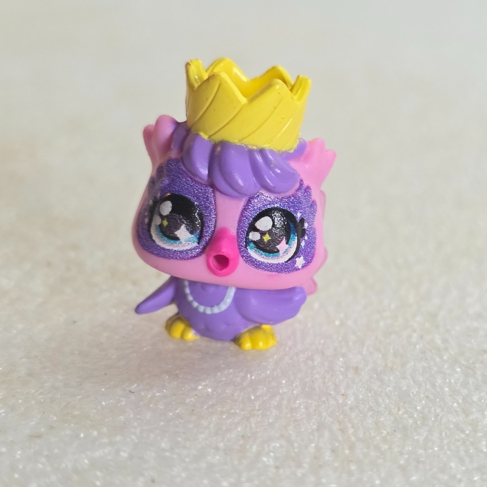 Hatchimals Alive! CollEGGtible Pink & Purple Party Owl Yellow Crown 1"